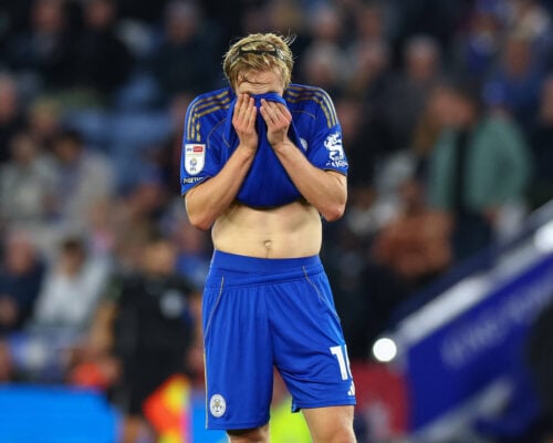 Danske Victor Kristiansen er på vej til at sige farvel til Leicester, mens interessen fra Grækenland vokser dag for dag.