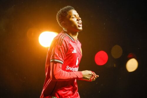 Den danske angriber Chido Ob kan være på vej væk fra Manchester United for at hente værdifuld seniorerfaring.