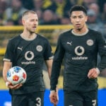 Manchester United er klar med en lukrativ kontrakt.