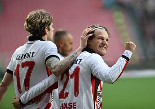 Carlo Holse skifter klub for 39 millioner kroner.