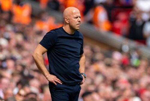 Arne Slot kan være tæt på et nyt prestigefyldt job få måneder efter sin fyring i Liverpool. Der er ifølge Sky Sports allerede dialog i gang.