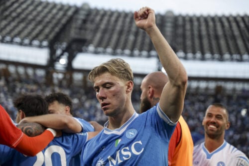 Rasmus Højlund er sammen med sine holdkammerater fra tiden i Manchester United.