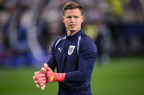 Patrick Pentz meldes tæt på et exit fra Brøndby.