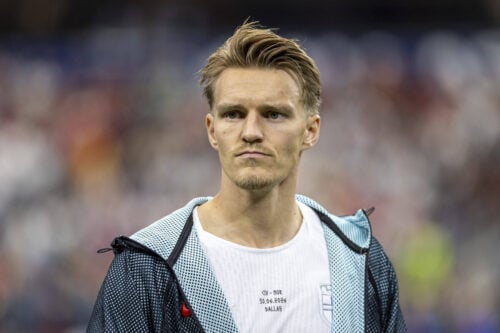 Martin Ødegaard kan blive sendt på bænken hos Arsenal.
