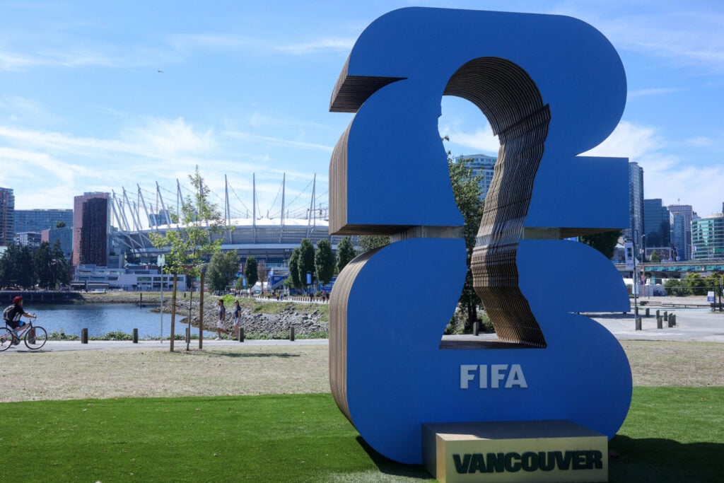 En ny udvikling kan bane vejen for Ruslands tilbagevenden til international fodbold og har allerede skabt stor debat.