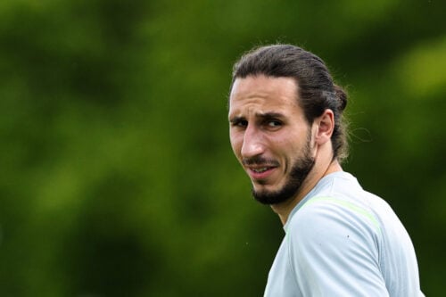 Kamil Grabara kan være på vej mod et nyt kapitel i karrieren. Wolfsburg nærmer sig en ny målmand, mens den polske keeper gerne vil væk.