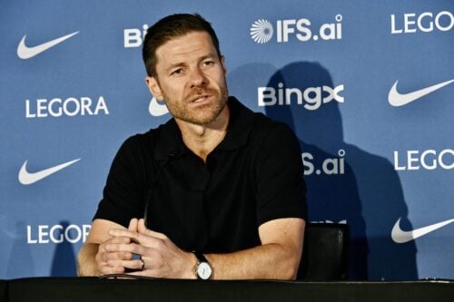Chelsea er tæt på at sikre sig en af sommerens største handler, der kommer totalt ud af det blå. Det sender chokbølger gennem Arsenal.