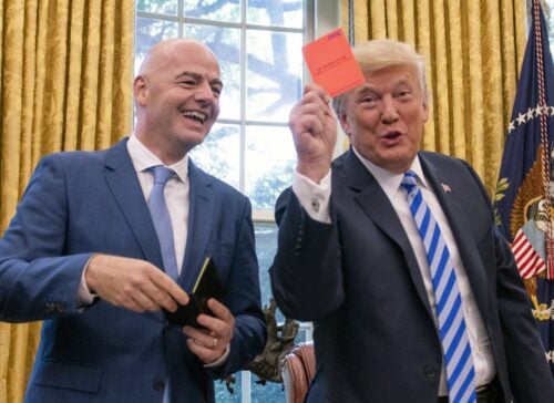 Gianni Infantino er i centrum for massiv kritik.