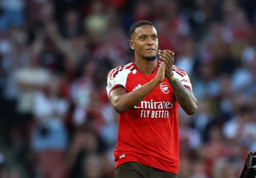 Aston Villa er allerede på vej til at hente den direkte afløser for Ezri Konsa, der har forladt klubben til fordel for Arsenal.