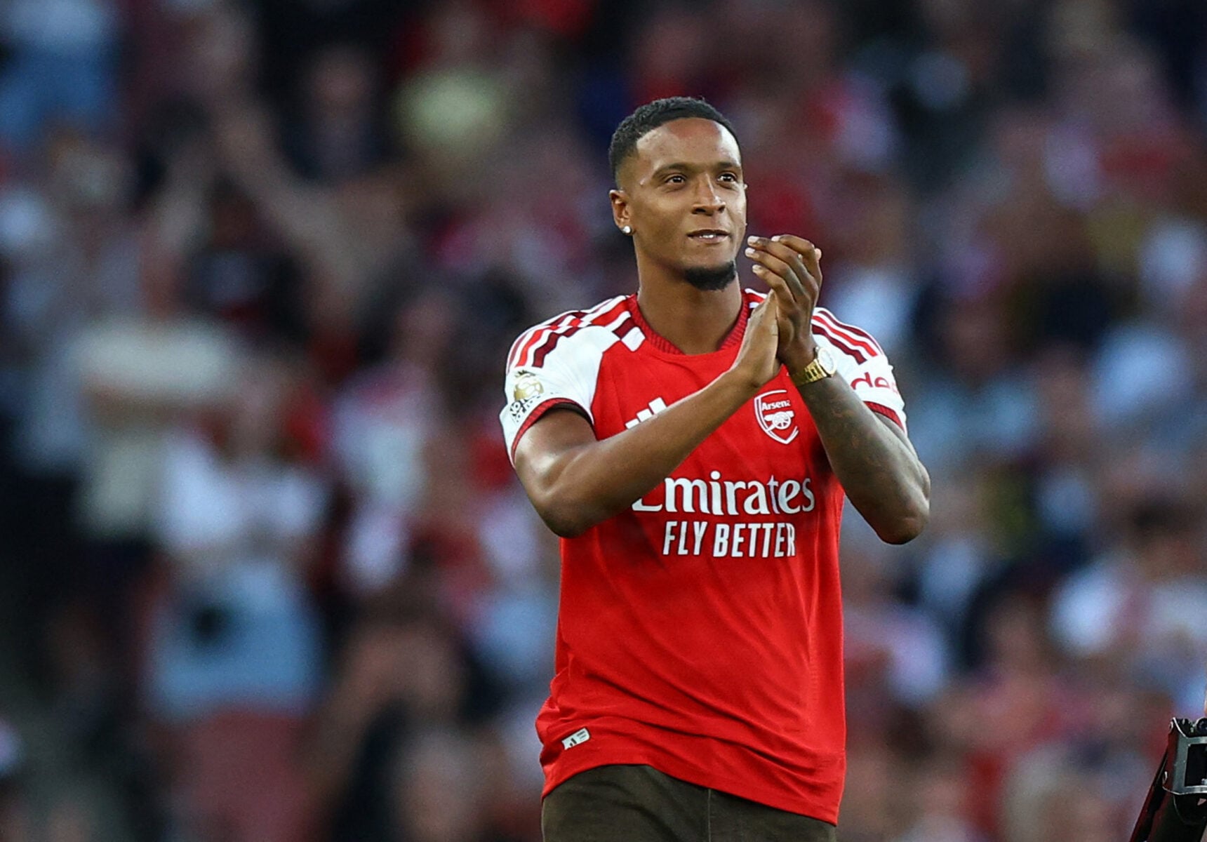 Aston Villa er allerede på vej til at hente den direkte afløser for Ezri Konsa, der har forladt klubben til fordel for Arsenal.