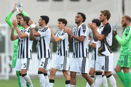 Bournemouth handler i Juventus.