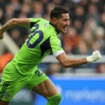 Premier League-klub forlod banen, mens modstander scorede i tomt mål.