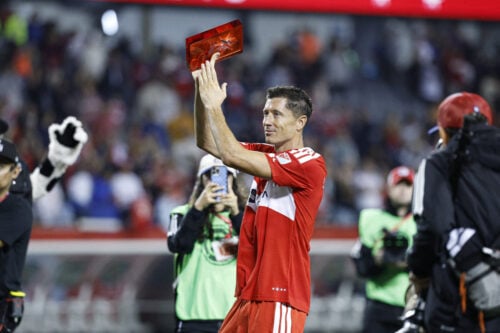 Robert Lewandowski var på pletten to gange.