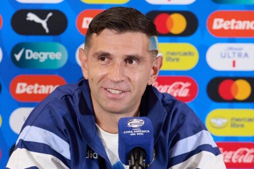 Emiliano Martínez kan være på vej mod et opsigtsvækkende klubskifte, der sker kort efter en kollapset transfer til Serie A.