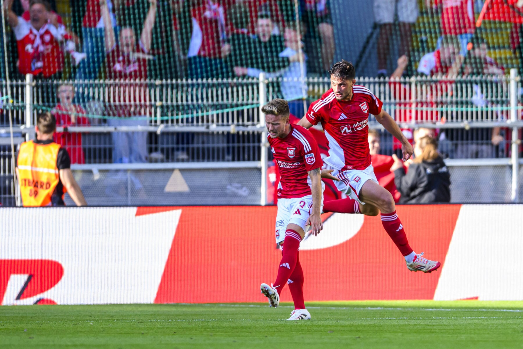 Vejle Boldklub har reageret hurtigt efter salget af Christian Gammelgaard, der er skiftet til Superliga-rivalen fra OB.