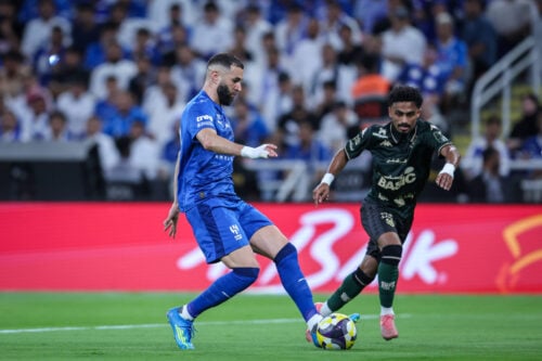 Karim Benzemas tid i Al-Hilal er efter sigende forbi, hvorfor den franske veteran står over for en stor beslutning om fremtiden.
