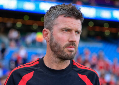 Michael Carrick og Manchester United vil drille Liverpool.