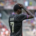 Crystal Palace vil forlænge med Ismaïla Sarr. Det sker kort efter, at Liverpool forsøgte at hente den senegalesiske offensivspiller i sommer.