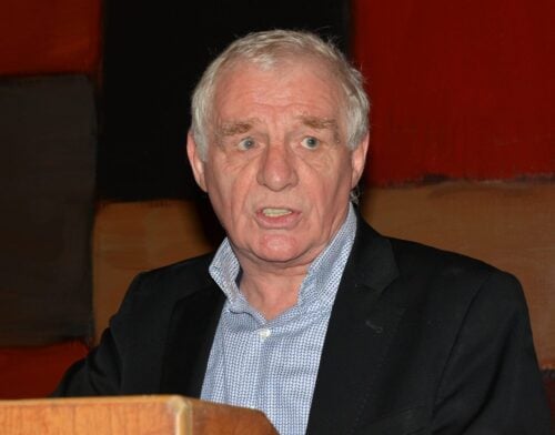 Eamon Dunphy fylder år.