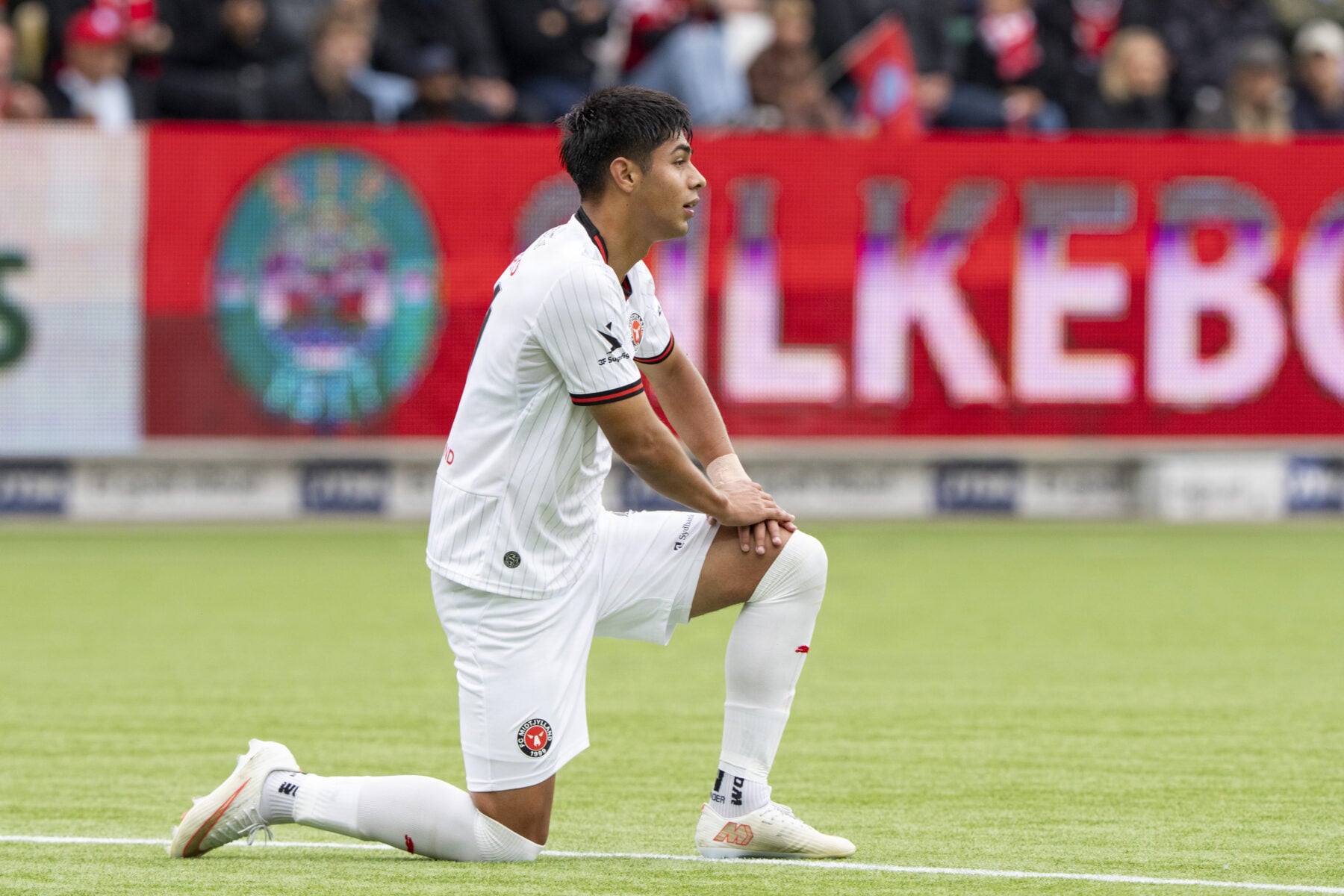 Dario Osorio må vente lidt endnu på sin Premier League-startdebut for Crystal Palace. I dag er chileneren slet ikke at finde i truppen.