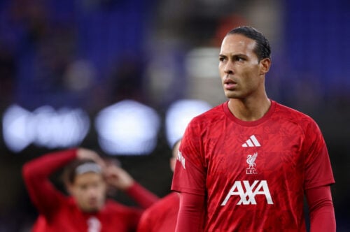 Liverpool er i fuld gang med at finde arvtageren for Virgil van Dijk, der efterhånden synger på sidste vers i Beatles-byen.