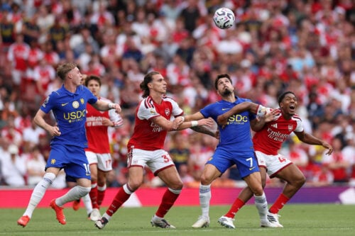 Arsenal spillede topkamp mod Chelsea søndag aften i Premier League, hvor der i den grad var smæk for skillingen.