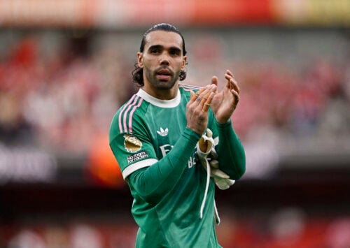 David Raya fra Arsenal hyldes som den bedste i Premier League.