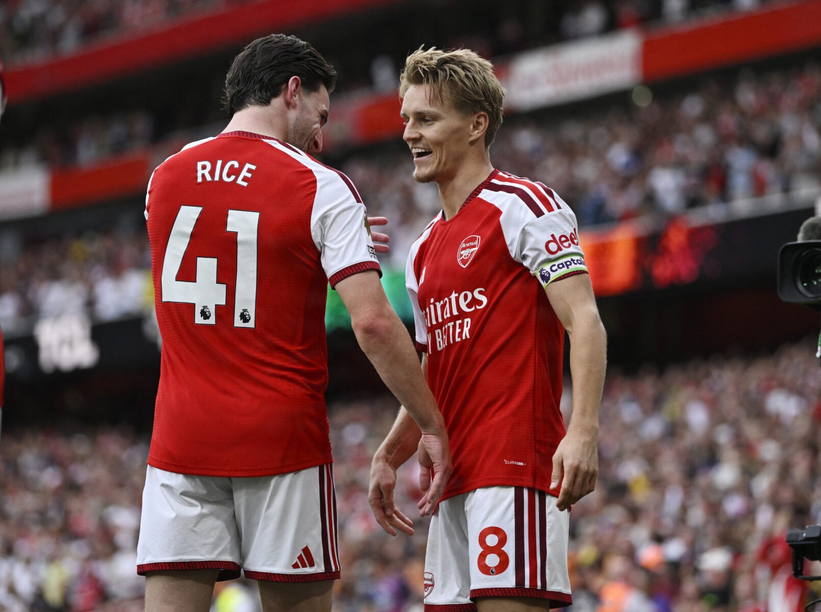 Fem storklubber er blevet nomineret til Ballon d’Or-prisen som årets herreklub i 2026, hvor Arsenal er blandt de udvalgte.