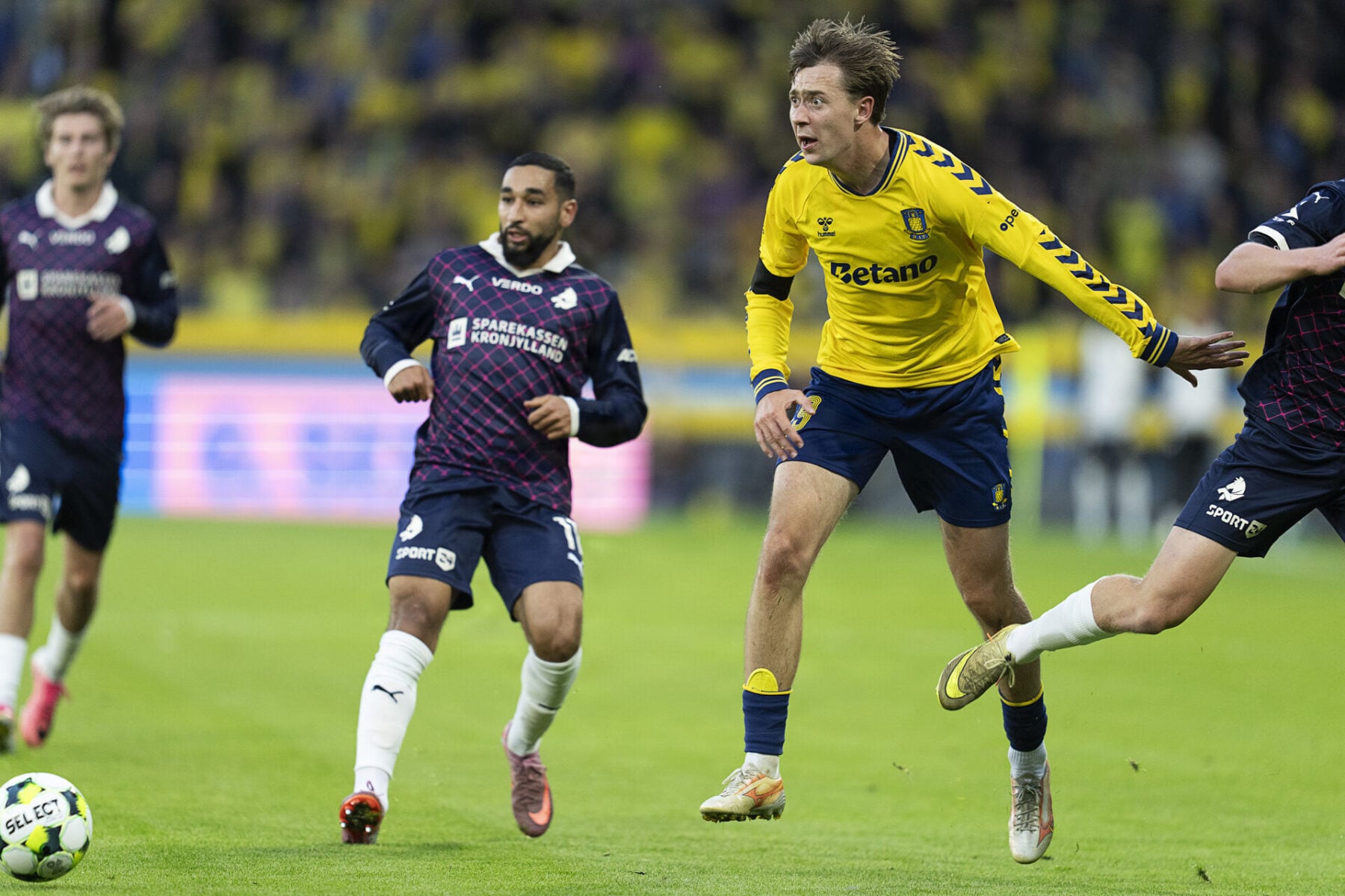 Mads Frøkjær har nu sendt en klar besked.