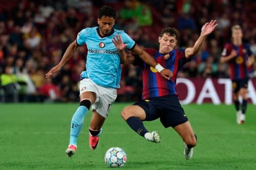 Andreas Christensen står foran flere ugers pause efter den skade, som han pådrog sig i Barcelonas 3-1-sejr over Sevilla.