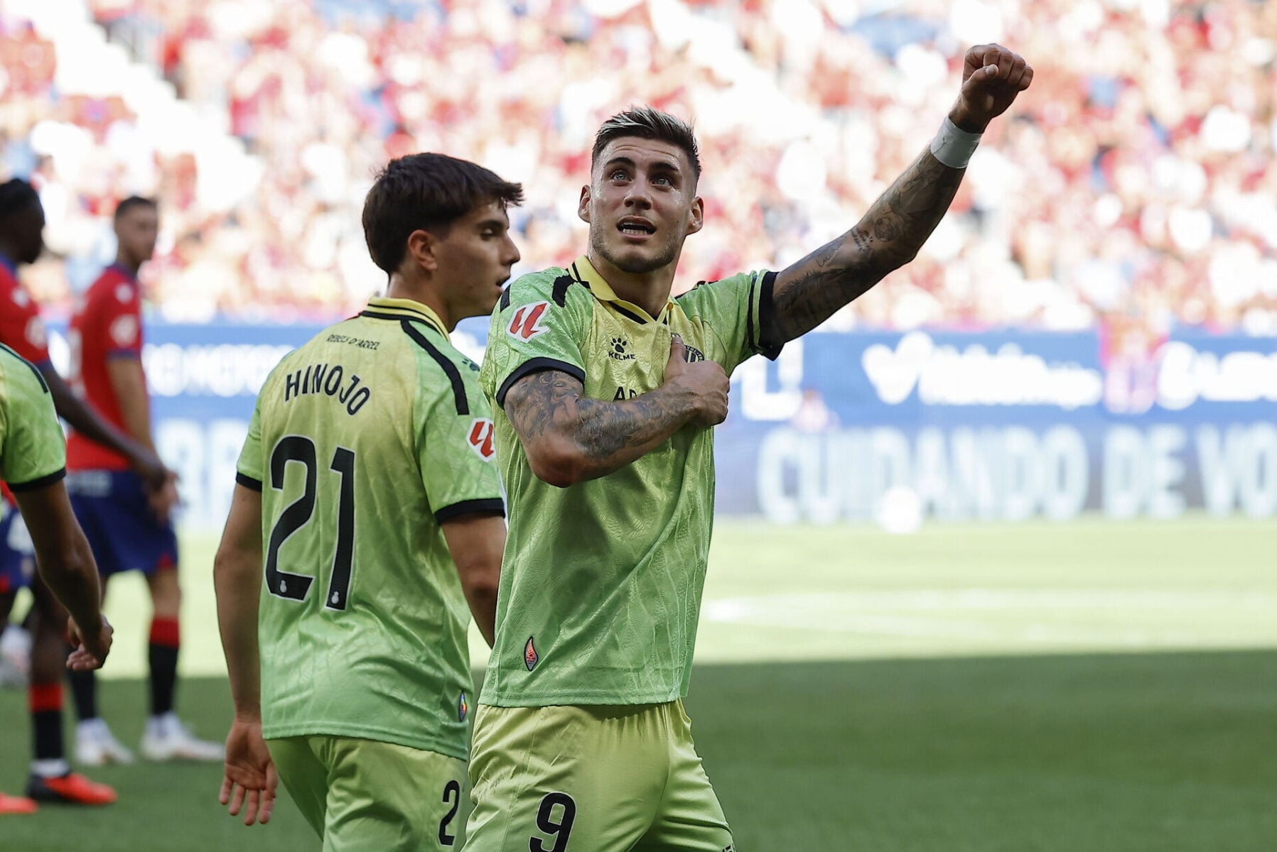 Roberto Fernández er snart at finde i Manchester City.