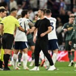 Richarlison har fået nok. Den brasilianske angriber er blevet sat helt uden for varmen i Tottenham, hvilket sender et klart signal.