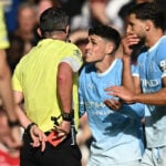 Phil Foden fik direkte rødt kort.