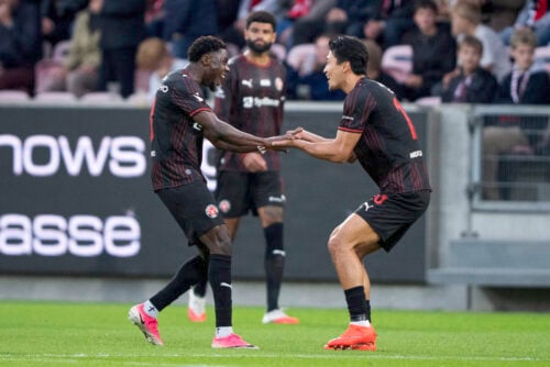 FC Midtjylland (FCM) skal tidligere i aktion end først planlagt, når Superligaen gør plads til en lang landsholdstermin.