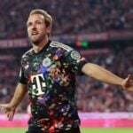 Harry Kane har endnu en gang skrevet sig ind i Bundesligaens historiebøger, hvor han er den hurtigste spiller til at opnå 100 mål.