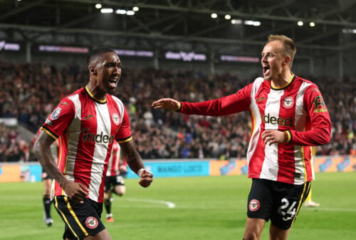 Mikkel Damsgaard fortsætter med at vise gode takter i Brentford, der er kommet flyvende fra land i den nye Premier League-kampagne.