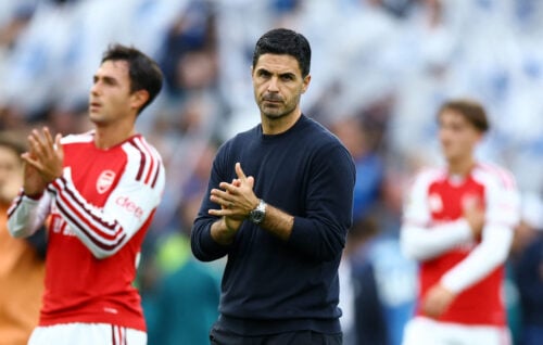 Mikel Arteta ser ud til at fortsætte mange år endnu i Arsenal. Ifølge BBC Sport er den spanske træner og London-klubben nået til enighed om en ny langtidsaftale.
