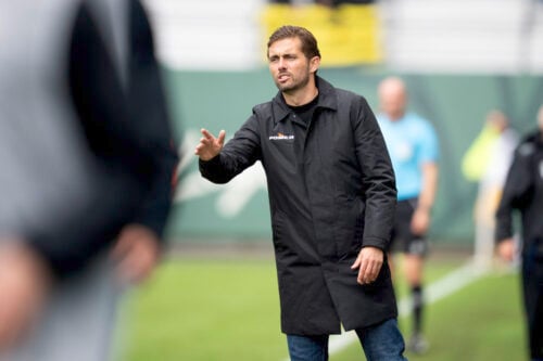 AGF er blevet ramt af flere skader under landsholdspausen, men cheftræner Jakob Poulsen frygter ikke for Frederik Emmerys skade.
