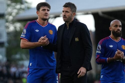 Manchester United har udset sig tre defensive forstærkninger til næste sommer, hvor storklubben blandt andet har rettet blikket mod AS Romas højreback Wesley.