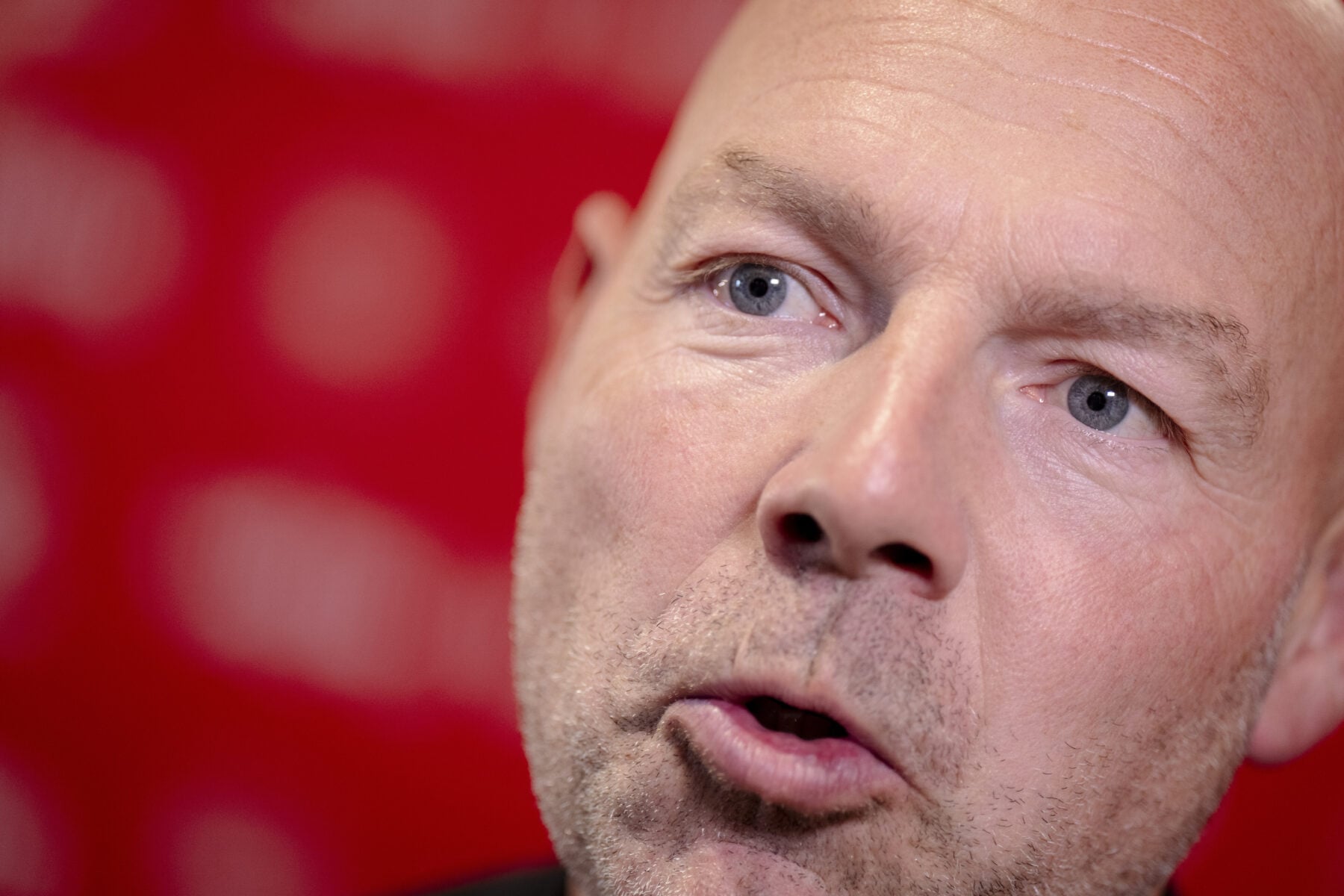 Christian Eriksen har ikke spillet en kamp siden juni. Nu bliver der igen sat spørgsmålstegn ved den danske stjernes fodboldfremtid.