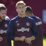 Danmark møder Norge torsdag 24. september klokken 20.45 i Oslo. Her er en komplet TV-guide til opgøret.