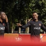 Liverpool-spilleren Jeremie Frimpong kommer ikke i aktion, når Holland søndag klokken 18.00 møder Serbien i Nations League.