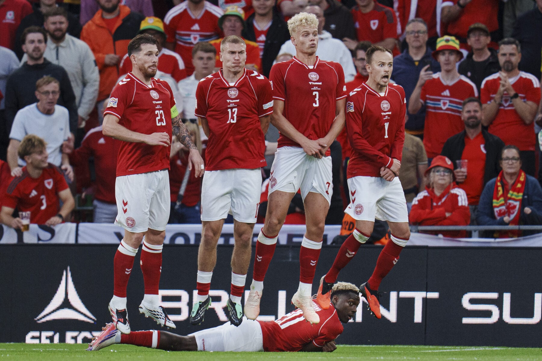 En profil var tilbage i landsholdstrøjen, da Danmark søndag aften besejrede Wales med 2-0 i Parken, men det var ikke et drømmecomeback.