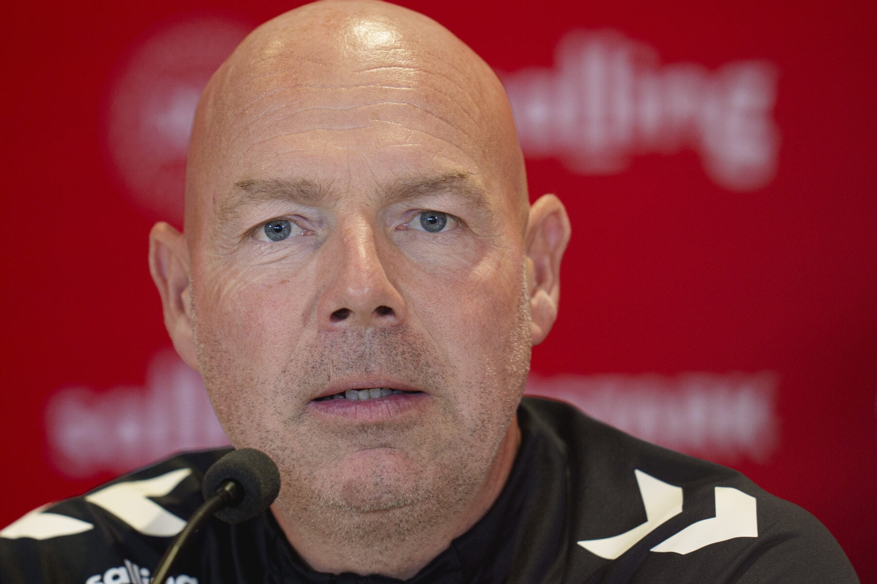Landstræner Brian Riemer modtager klar besked fra TV2 Sport-eksperten Nicolai Boilesen før Nations League-braget mod Portugal torsdag.