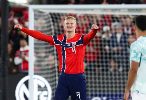 Erling Haaland i aktion på Ullevaal for Norge.