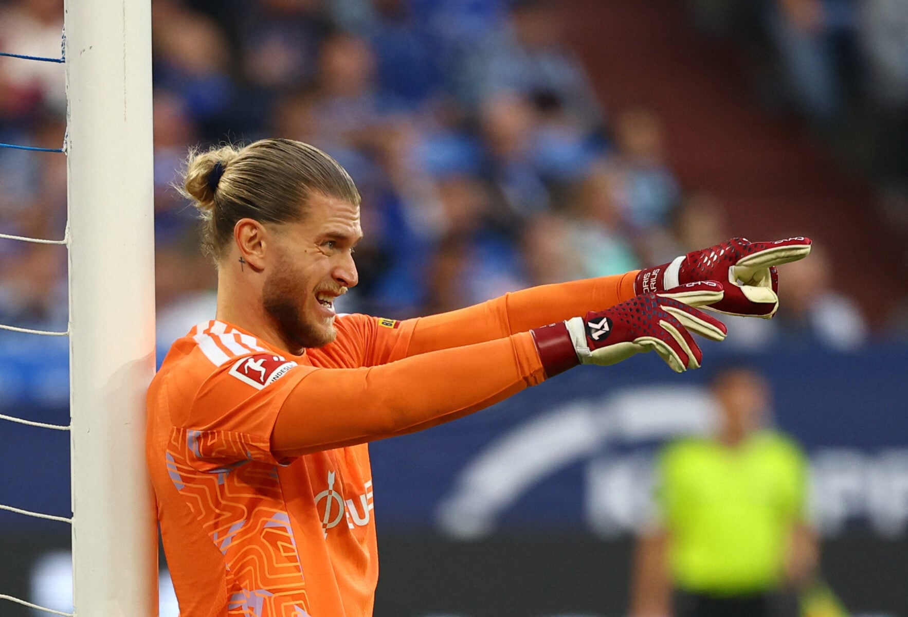 Vild kamp af Loris Karius.