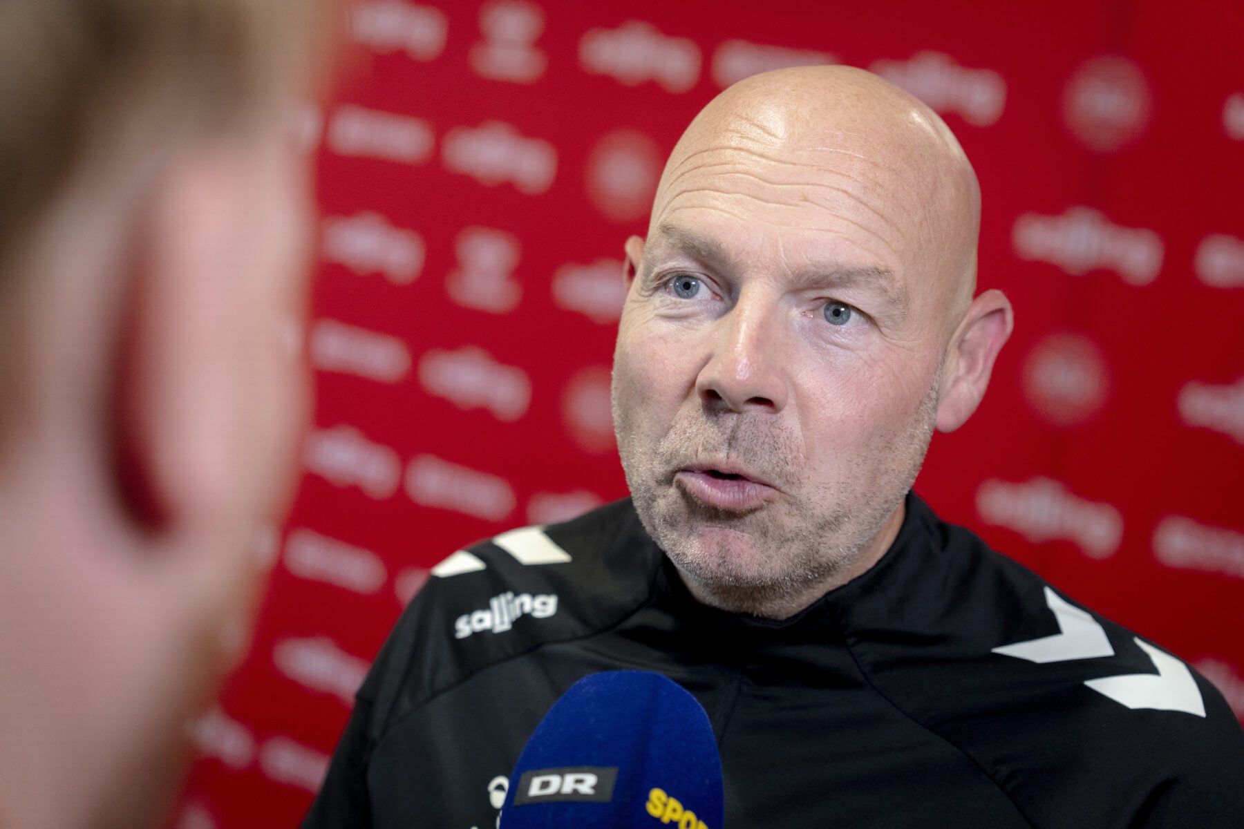 Der er pres på Brian Riemer.