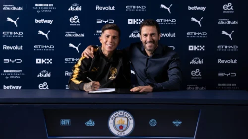 Manchester City har sikret sig en af transfervinduets helt store handler. Det oplyser klubben på sin hjemmeside.