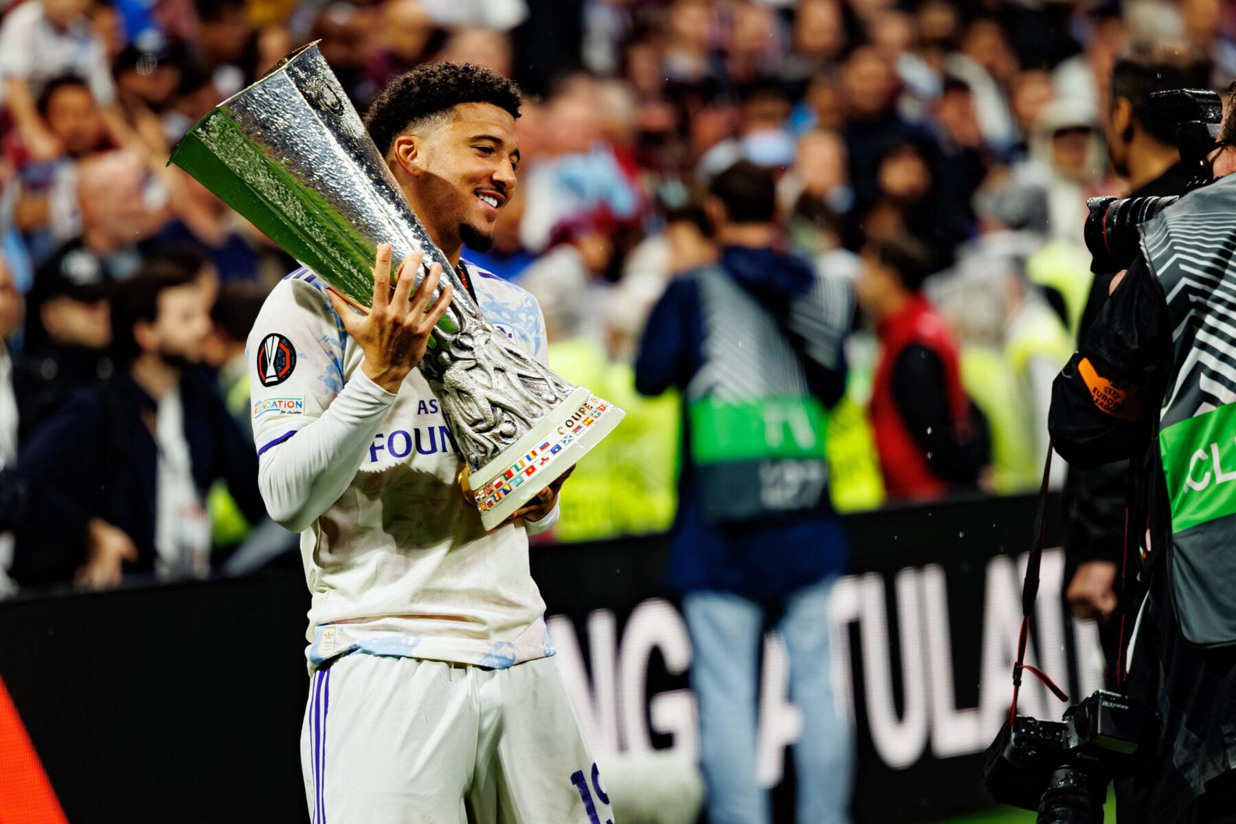 Jadon Sancho er fortsat uden klub, efter at et opsigtsvækkende rygte om hans fremtid er blevet skudt ned i stor grad.