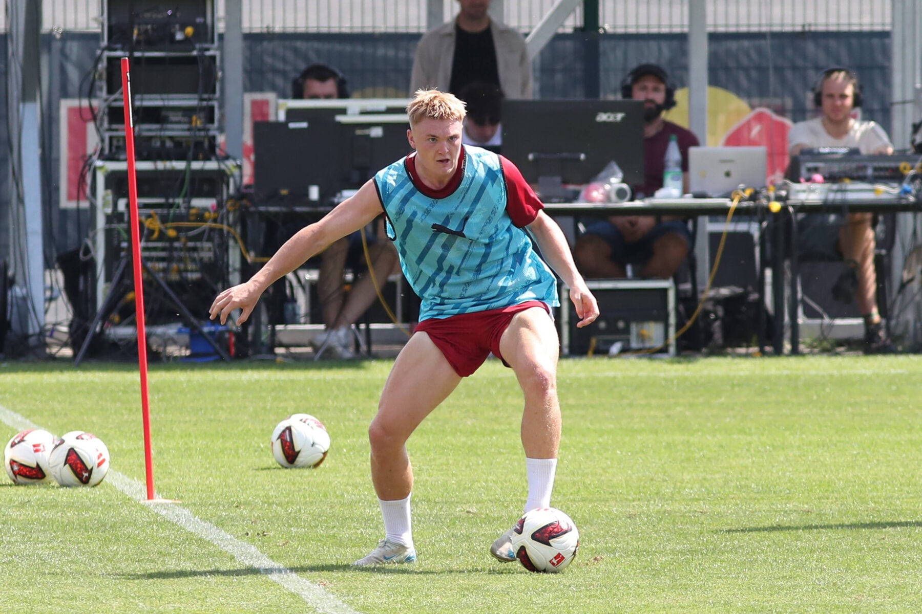Conrad Harder kunne næppe have ønsket sig en bedre begyndelse på sit nye eventyr i fransk fodbold, hvor en storsejr kom i hus.